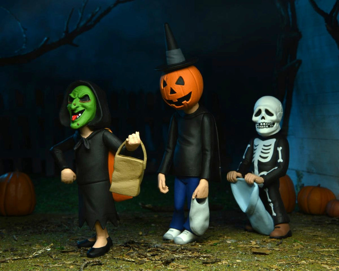 Halloween 3 Season Of The Witch Toony Terrors Trick Or Treaters 6" Scale Action Figure 3 Pack (Myers)