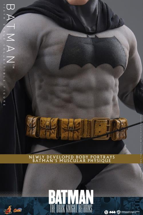 Hot Toys Batman The Dark Knight Returns Batman 1/6th Scale Figure