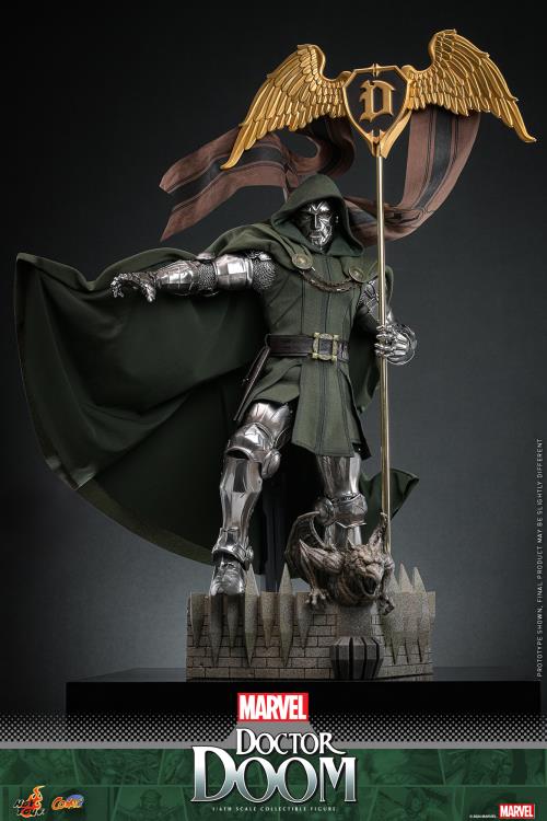 Hot Toys Marvel Comics Doctor Doom 1/6 Scale Figure