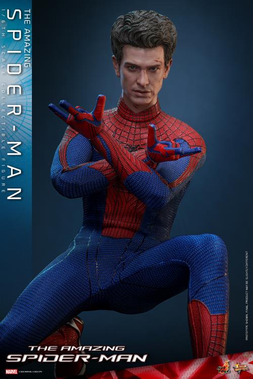 Hot Toys The Amazing Spider-Man Spider-Man Deluxe 1/6th Scale Figure