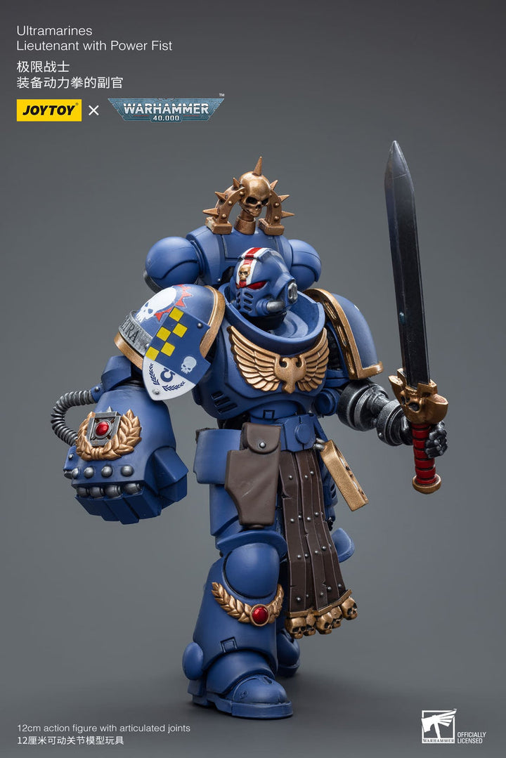 Warhammer 40K 1/18 Scale Ultramarines Lieutenant with Power Fist