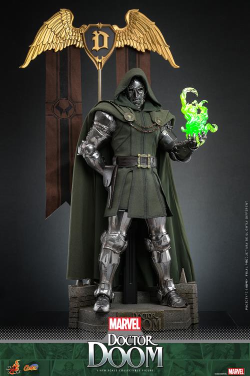 Hot Toys Marvel Comics Doctor Doom 1/6 Scale Figure