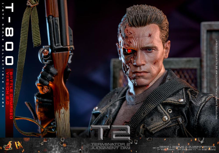 Hot Toys Terminator 2: Judgement Day DX46 T-800 (Battle Damaged Version 2.0) 1/6th Scale Figure