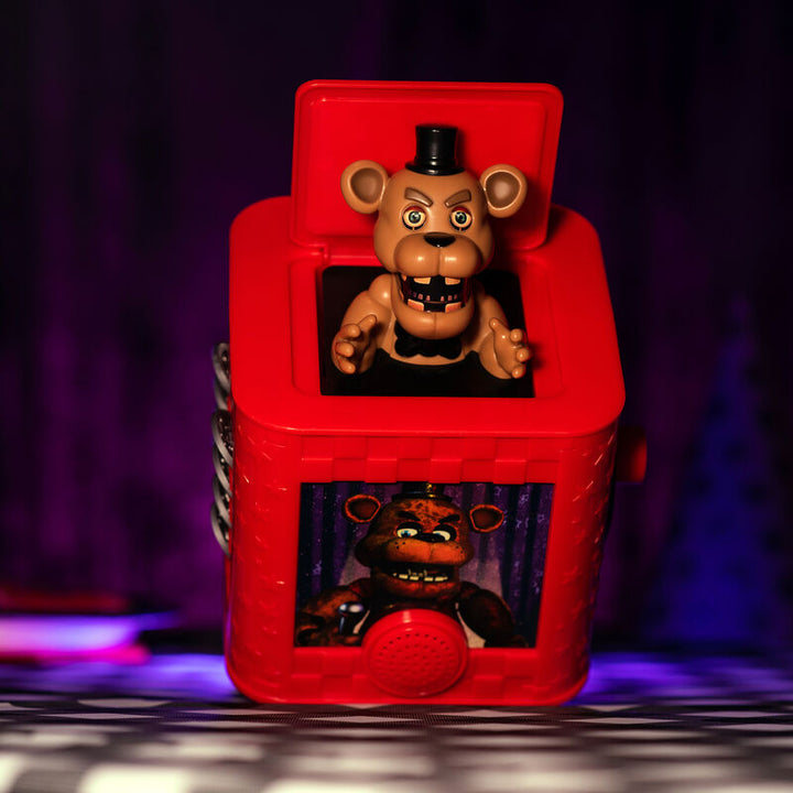 Funko Five Nights At Freddy's Scare-In-The-Box Game