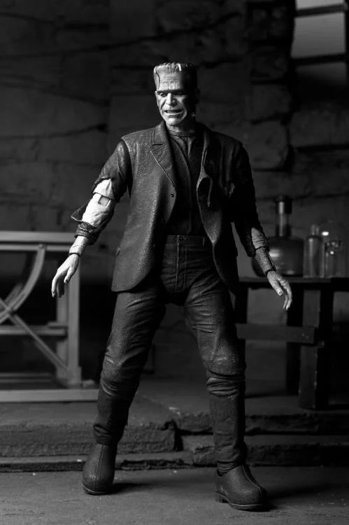 NECA Universal Monsters Ultimate Bride of Frankenstein Frankenstein's Monster (Black & White Version) 7" Action Figure