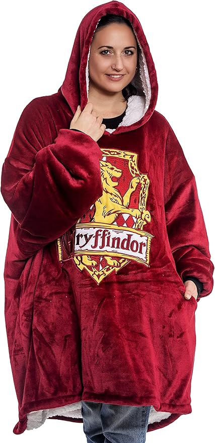 Harry Potter: Gryffindor Oversized Hoodie Blanket