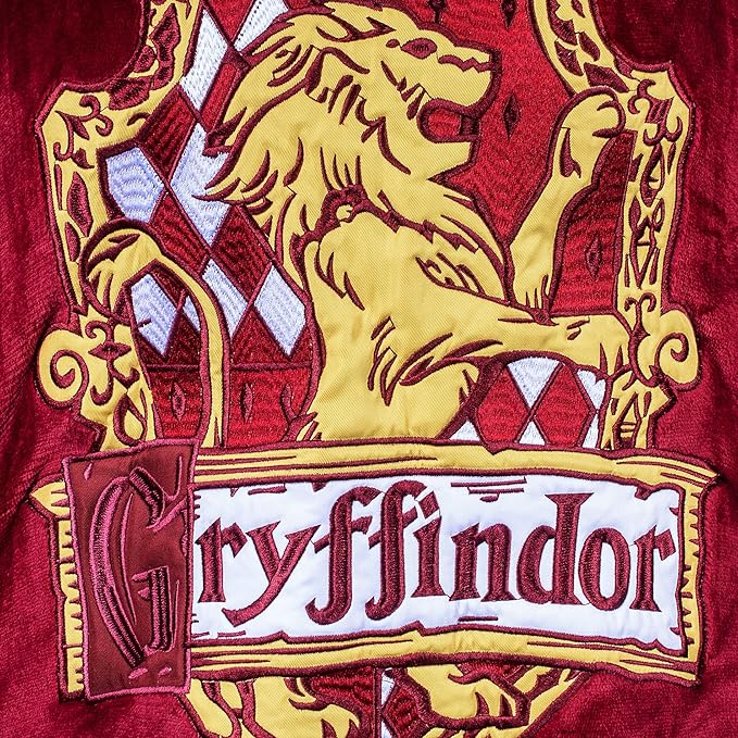 Harry Potter: Gryffindor Oversized Hoodie Blanket