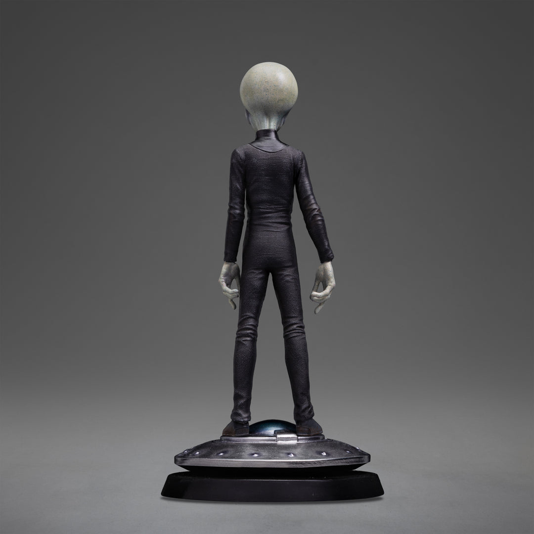 Iron Studios I Want to Believe Alien (Grey) 1/10 Art Scale Limited Edition Statue