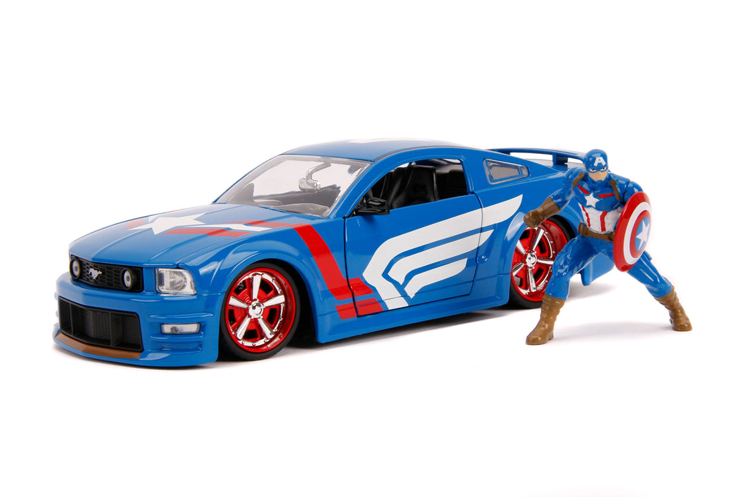 Jada Toys 1:24 Hollywood Rides 2006 Mustang with Captain America Figure