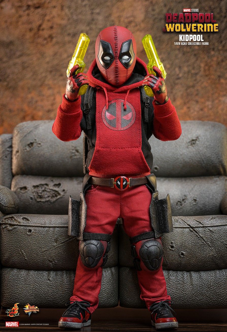 Hot Toys Deadpool & Wolverine Kidpool 1/6th Scale Figure