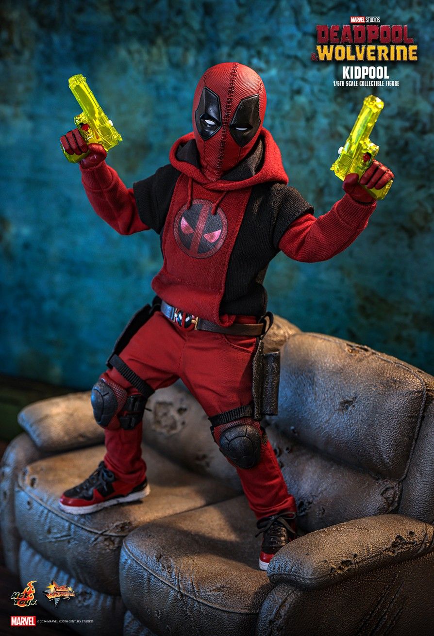 Hot Toys Deadpool & Wolverine Kidpool 1/6th Scale Figure