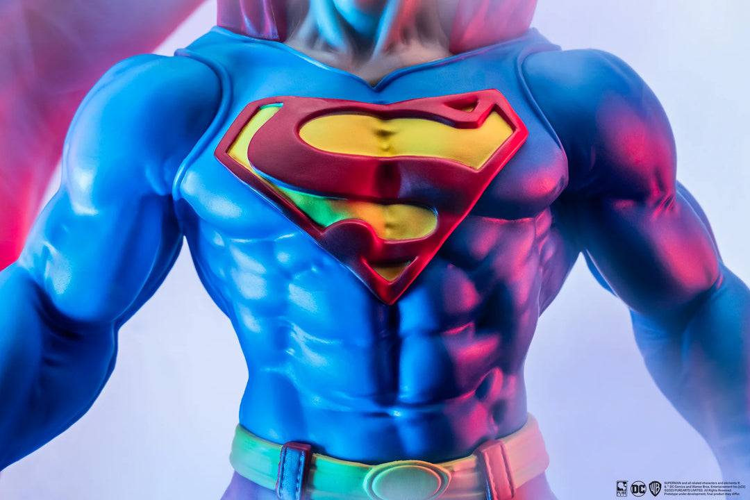 DC Comics Superman (Classic Version) 1/8 Scale PX Previews Exclusive Statue