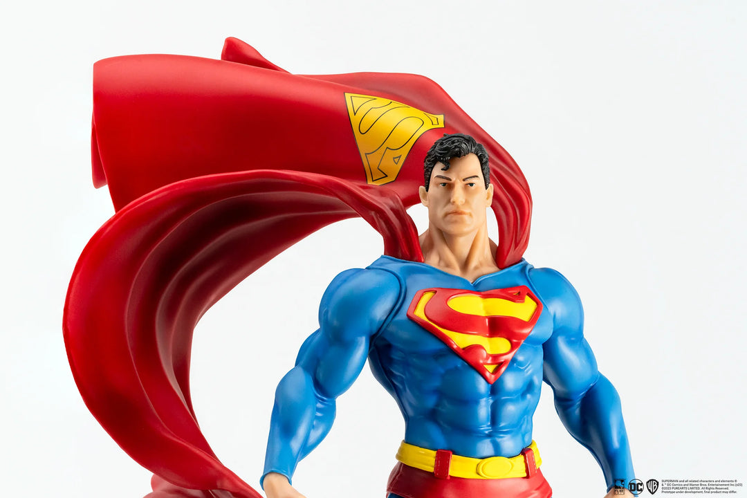 DC Comics Superman (Classic Version) 1/8 Scale PX Previews Exclusive Statue