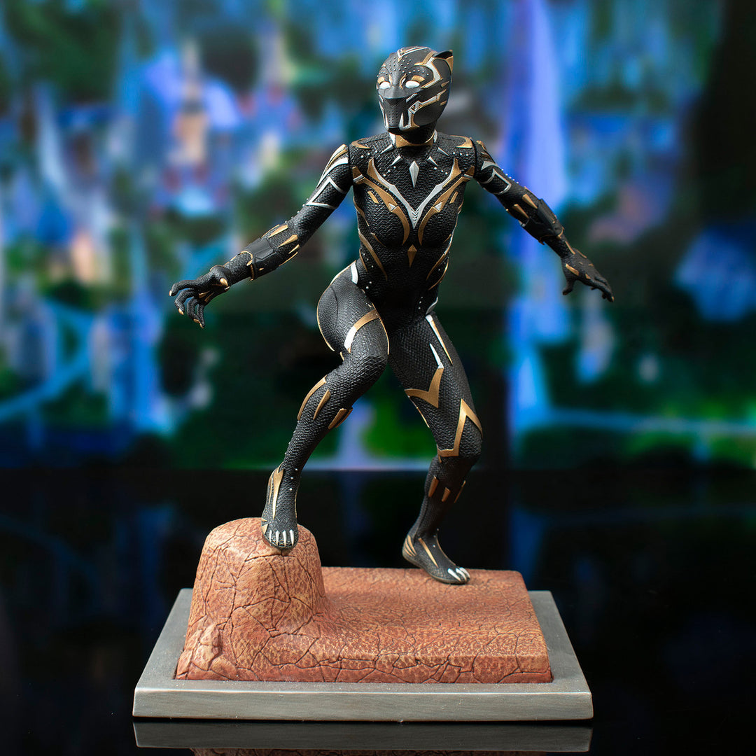 Black Panther Wakanda Forever Gallery Shuri Figure Diorama