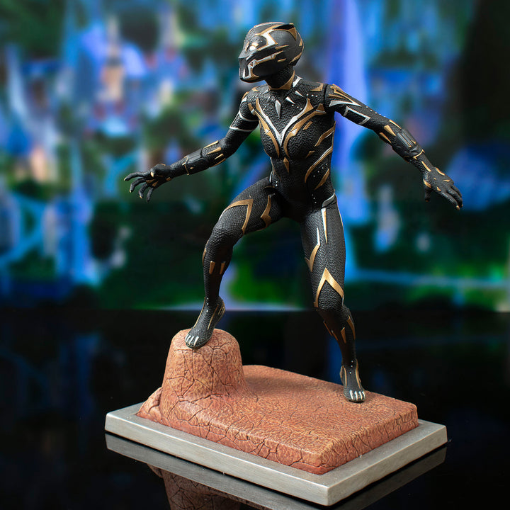 Black Panther Wakanda Forever Gallery Shuri Figure Diorama