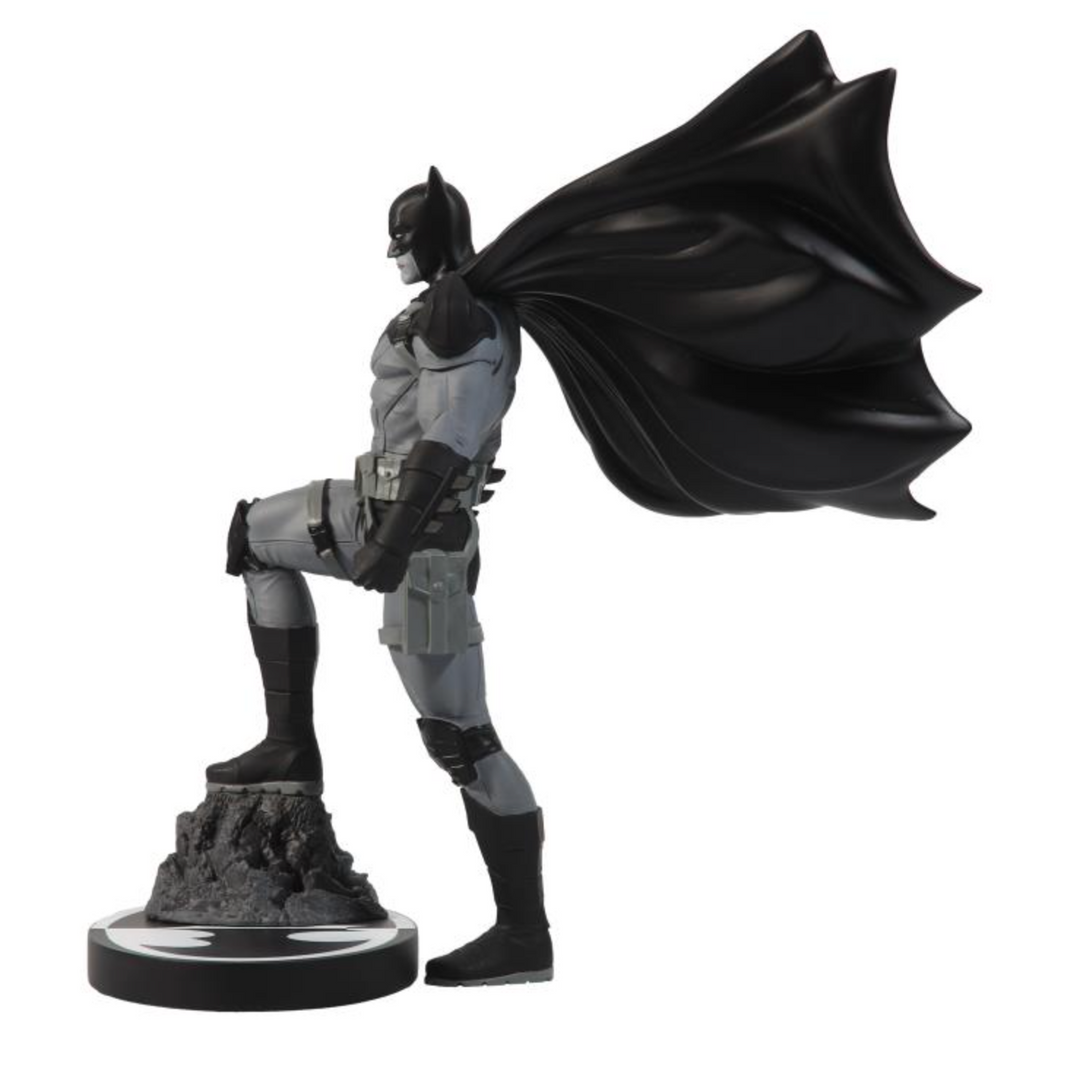 DC Comics Batman Black & White Batman (Mitch Gerads) 1/10 Scale Limited Edition Statue