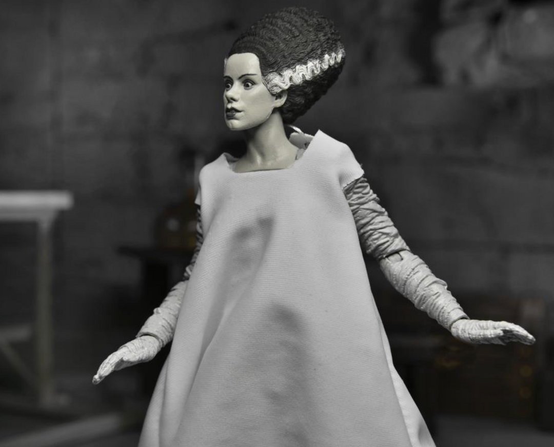 NECA Universal Monsters Ultimate Bride of Frankenstein (Black & White) 7" Action Figure