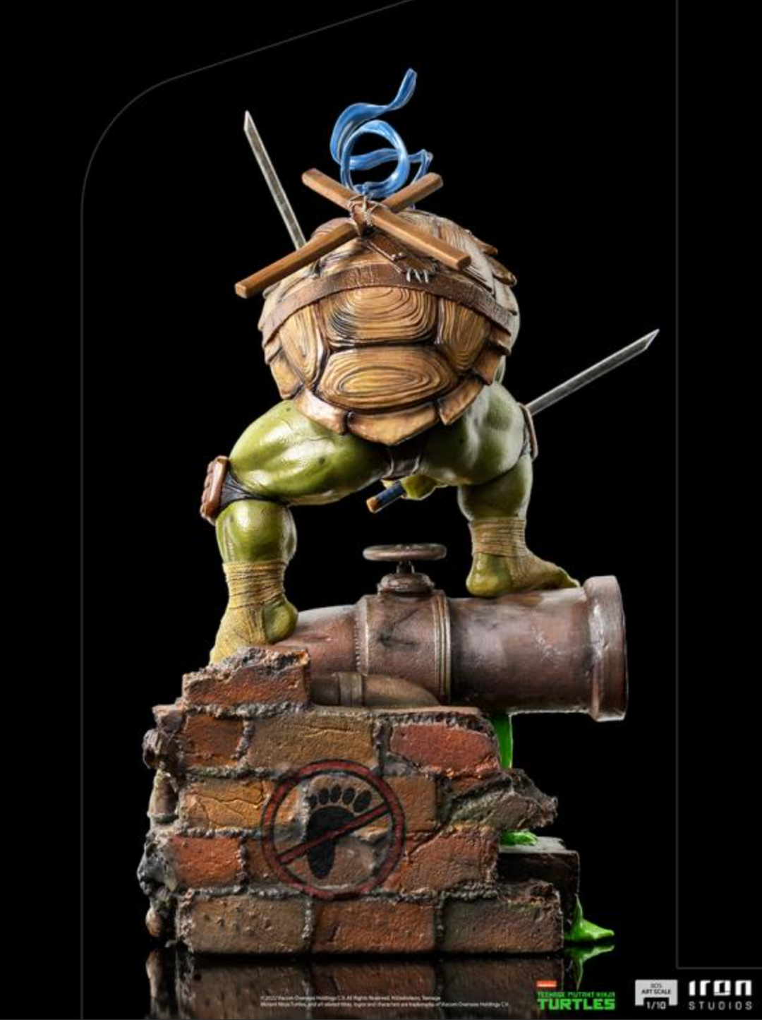 Iron Studios Teenage Mutant Ninja Turtles Battle Diorama Series Leonardo 1/10 Art Scale Statue