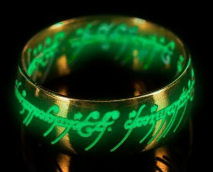 Official The Lord of the Rings One Ring Glow in the Dark Replica