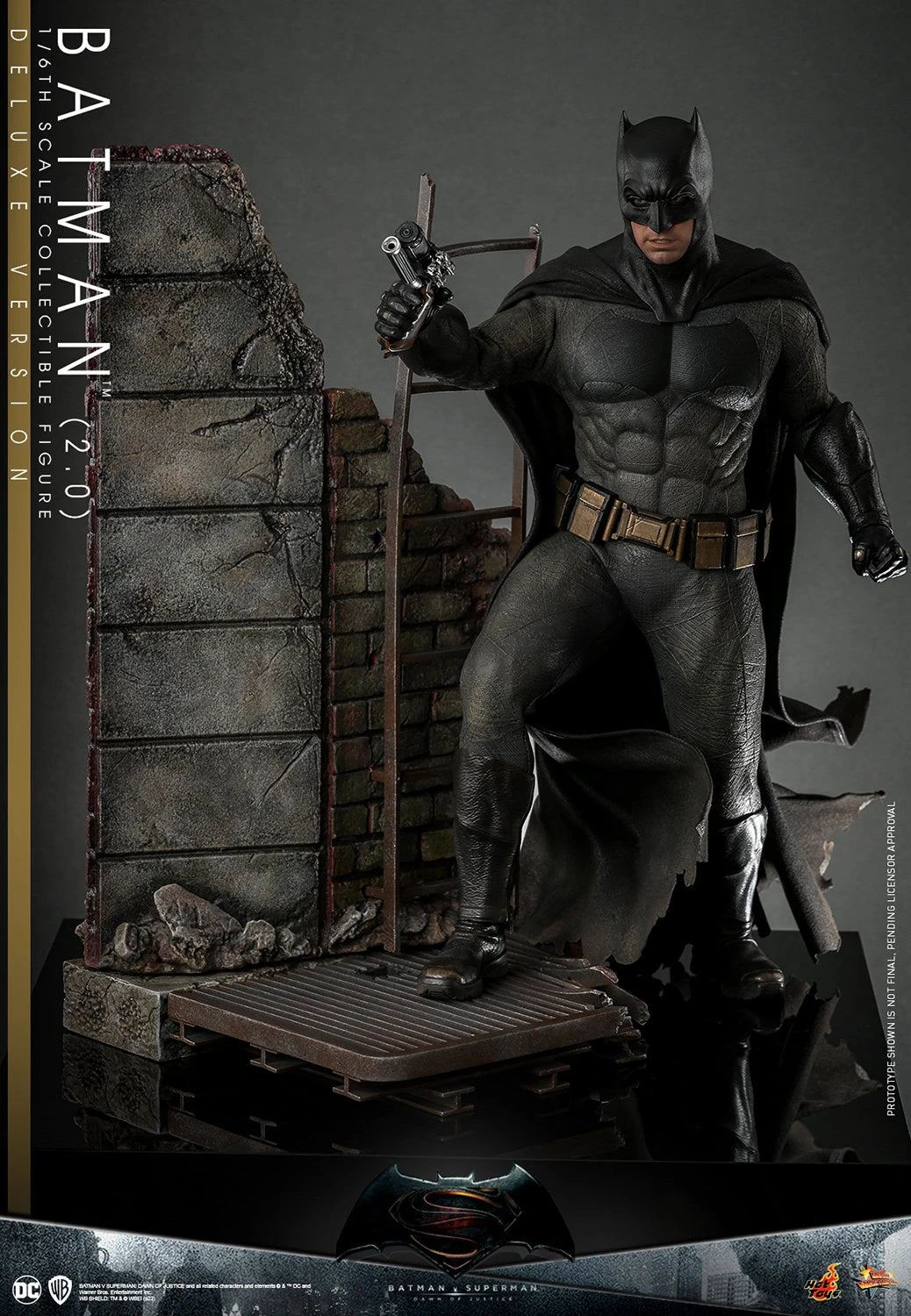Hot Toys Batman v Superman Dawn of Justice Batman 1/6th Scale Deluxe Figure