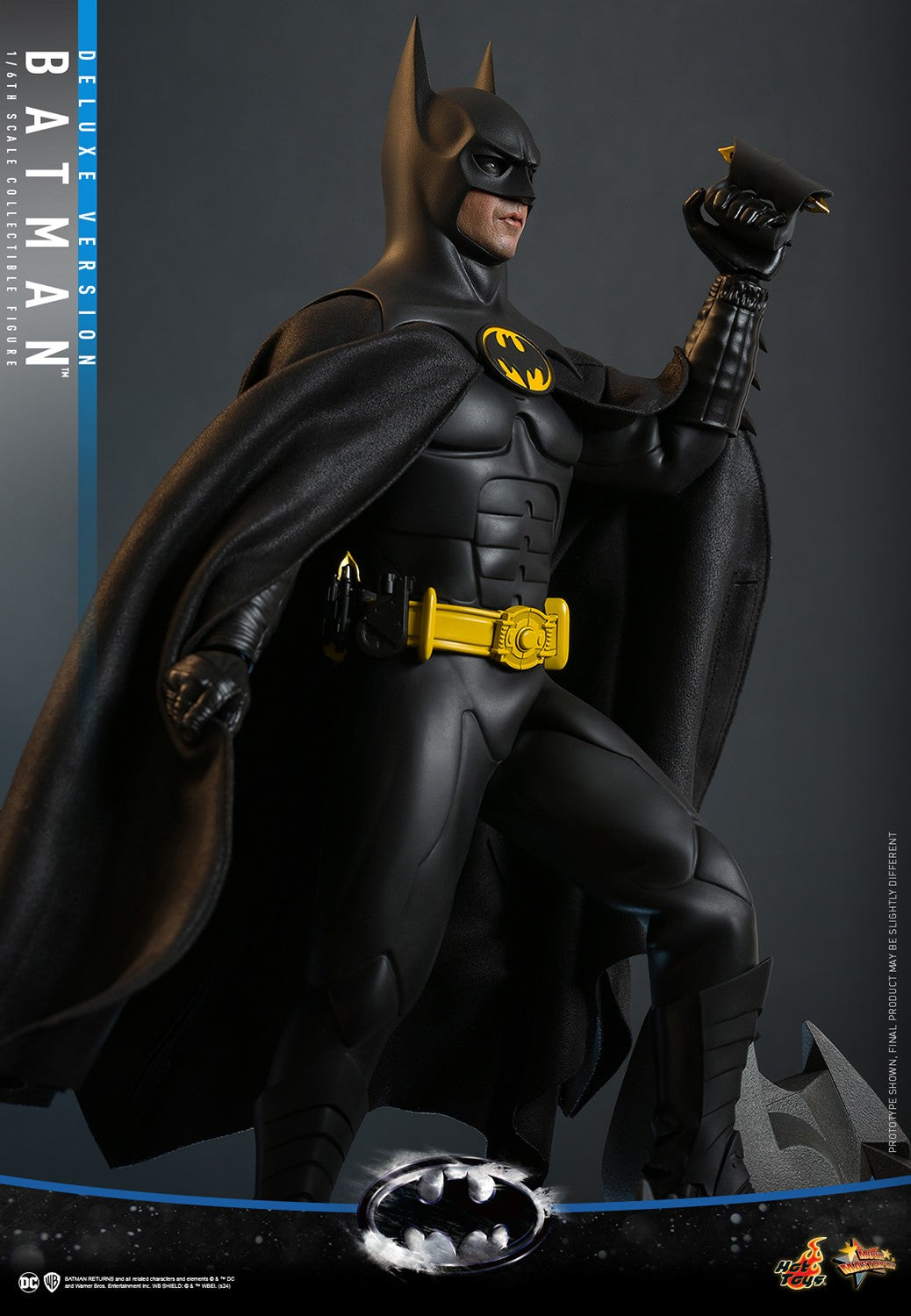 Hot Toys Batman Returns Batman Deluxe 1/6th Scale Figure