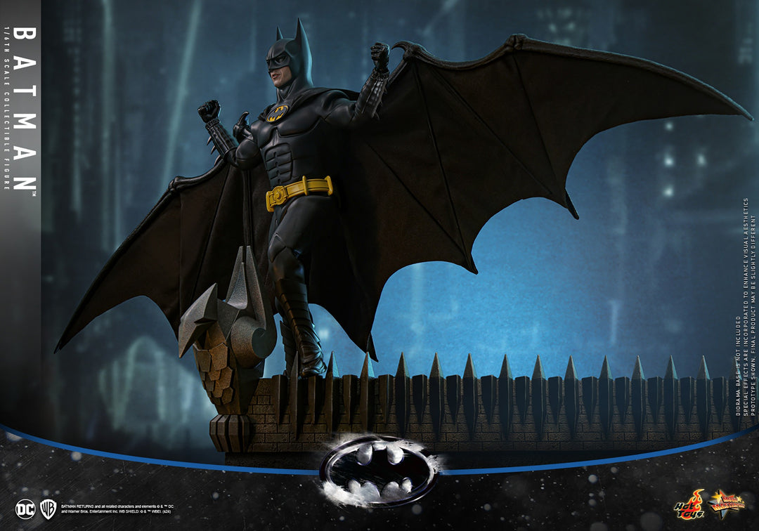 Hot Toys Batman Returns Batman 1/6th Scale Figure