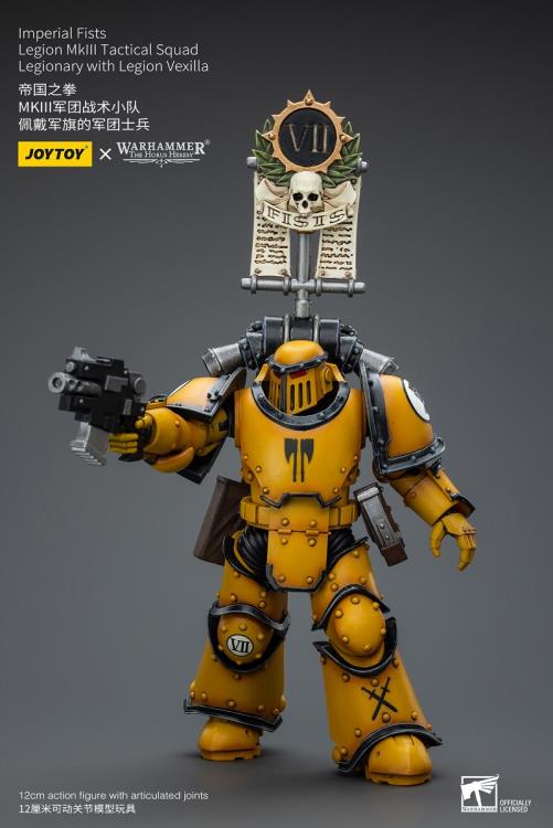 Warhammer 40k Imperial Fists Legion MkIII Tactical Squad Legionary with Legion Vexilla 1/18 Scale Figure