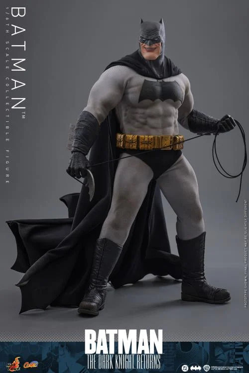 Hot Toys Batman The Dark Knight Returns Batman 1/6th Scale Figure