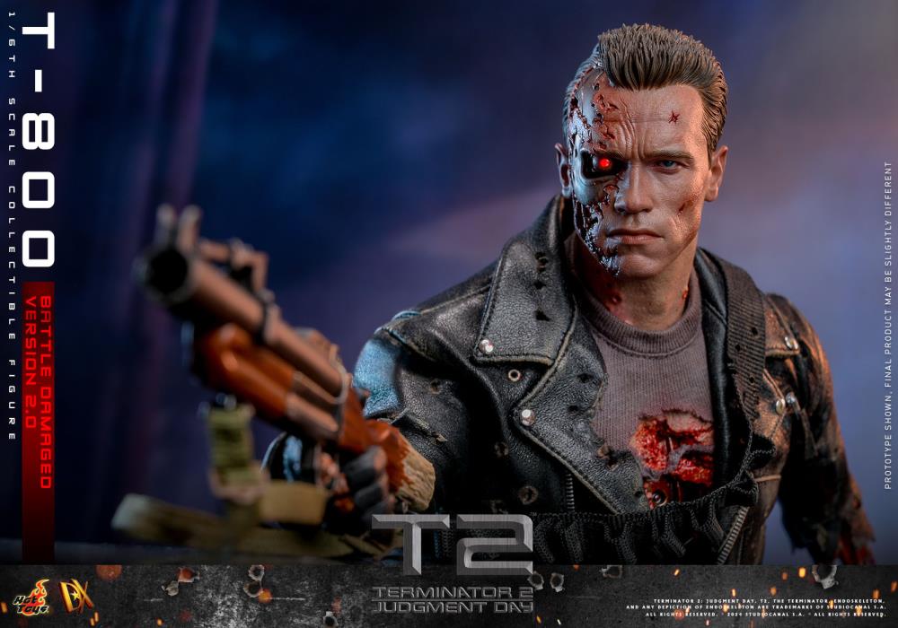 Hot Toys Terminator 2: Judgement Day DX46 T-800 (Battle Damaged Version 2.0) 1/6th Scale Figure