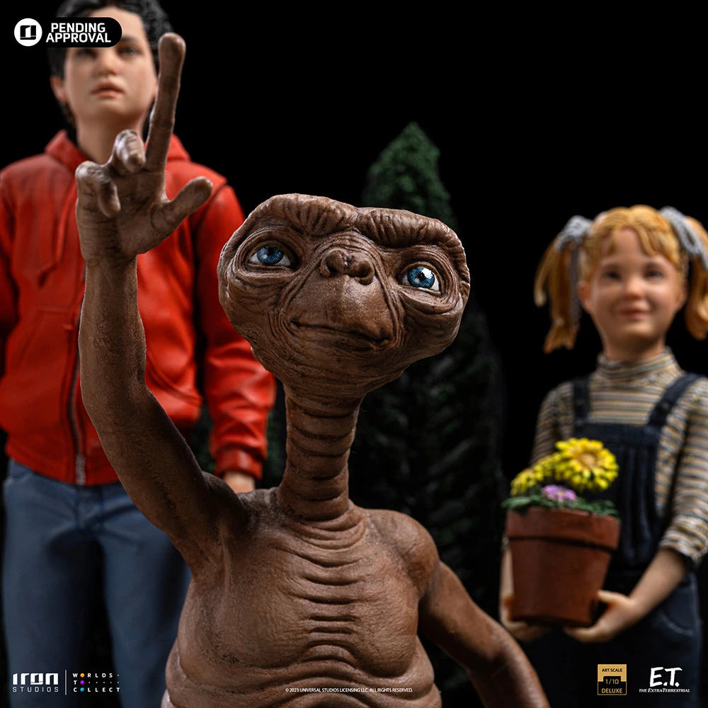 Iron Studios E.T. the Extra-Terrestrial E.T, Elliot, and Gertie 1/10 Deluxe Art Scale Limited Edition Statue
