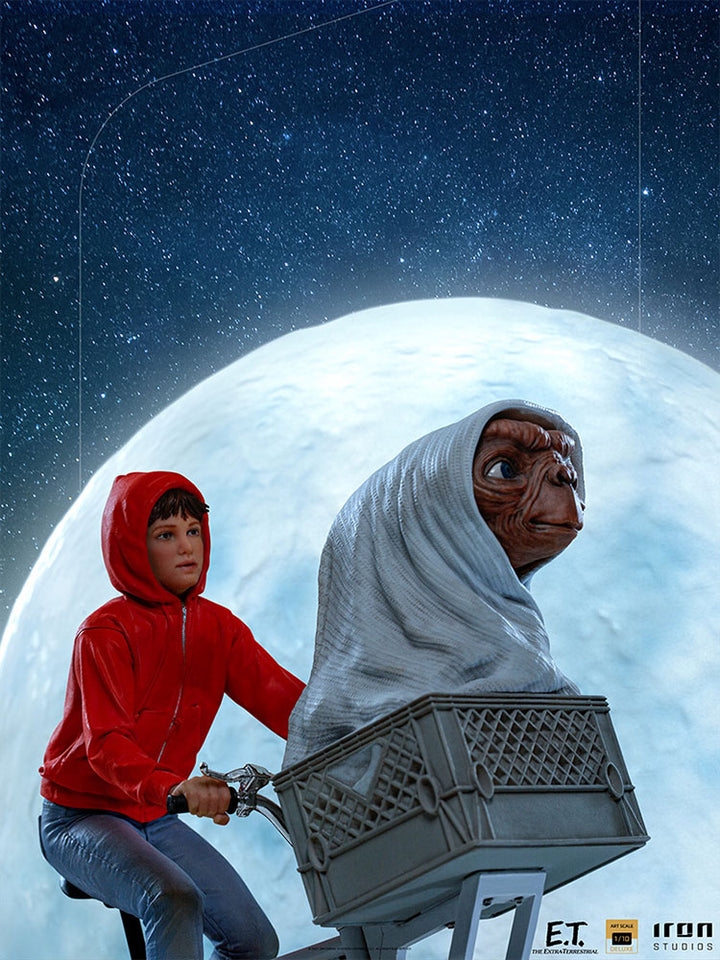Iron Studios E.T. the Extra-Terrestrial E.T. & Elliot Deluxe 1/10 Art Scale Limited Edition Statue
