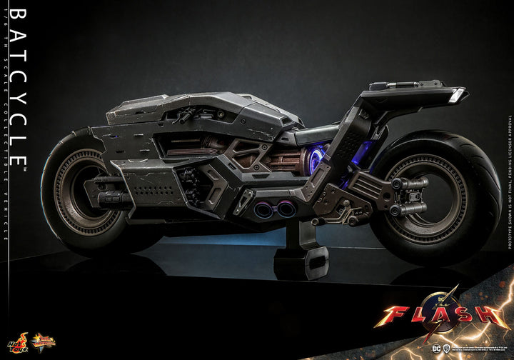 Hot Toys DC Comics The Flash Movie Batcycle 1/6th Scale Figure