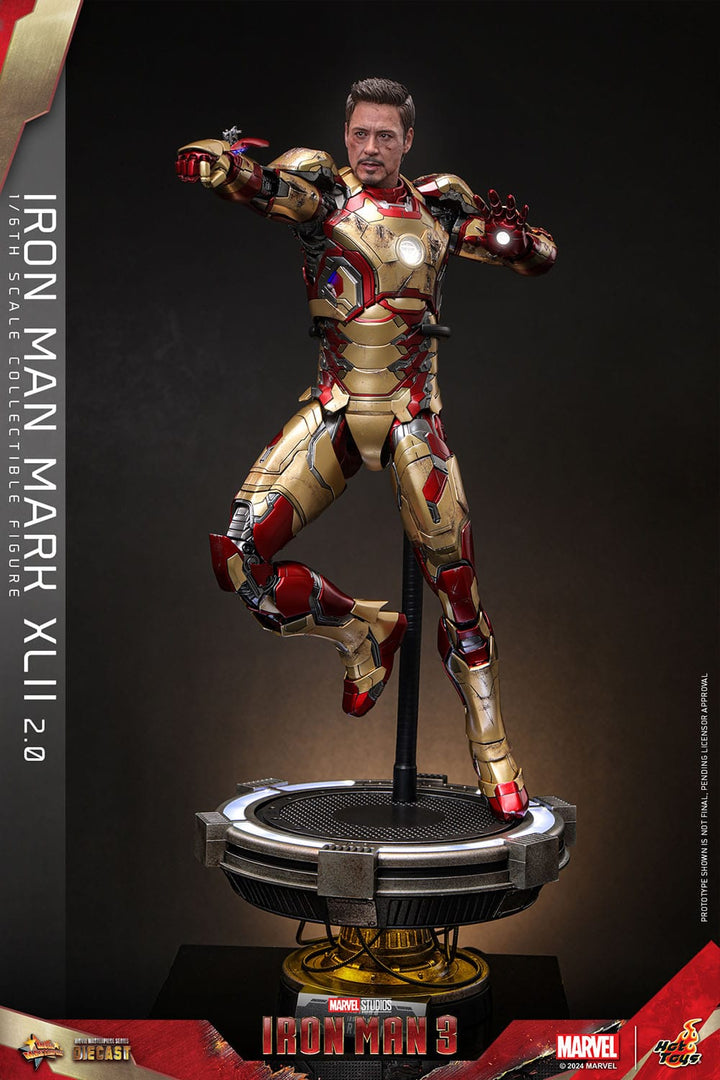 Hot Toys Iron Man 3 Iron Man Mark XLII (2.0) 1/6th Scale Figure