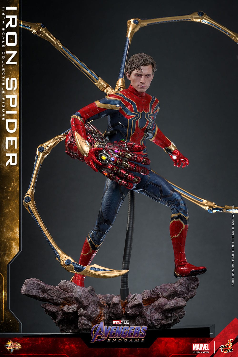 Hot Toys Avengers Endgame Iron Spider 1/6th Scale Figure