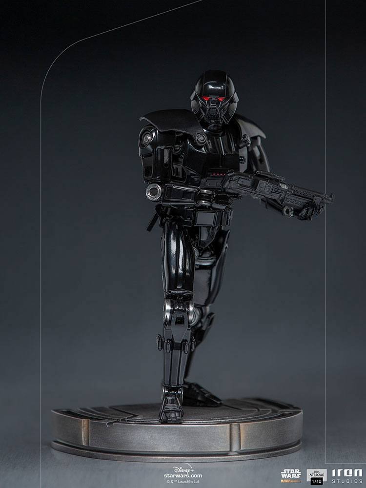Iron Studios Star Wars The Mandalorian 1/10 Art Scale Dark Trooper Statue