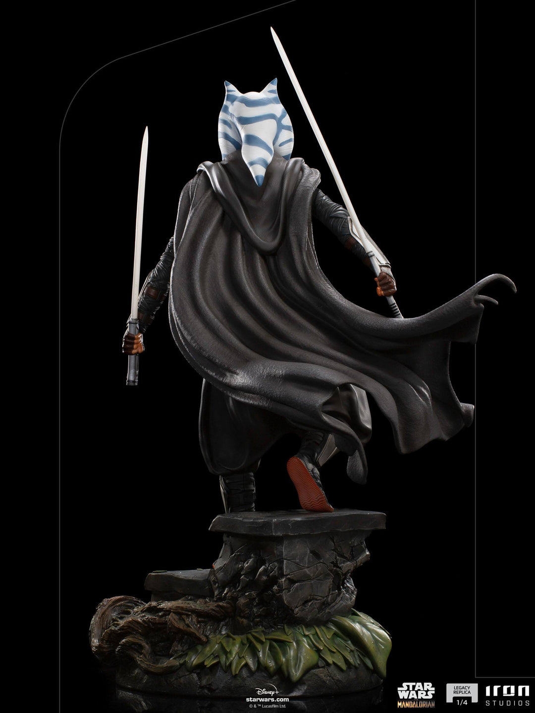 Iron Studios Star Wars 1/4 Scale Legacy Replica Ahsoka Tano Statue