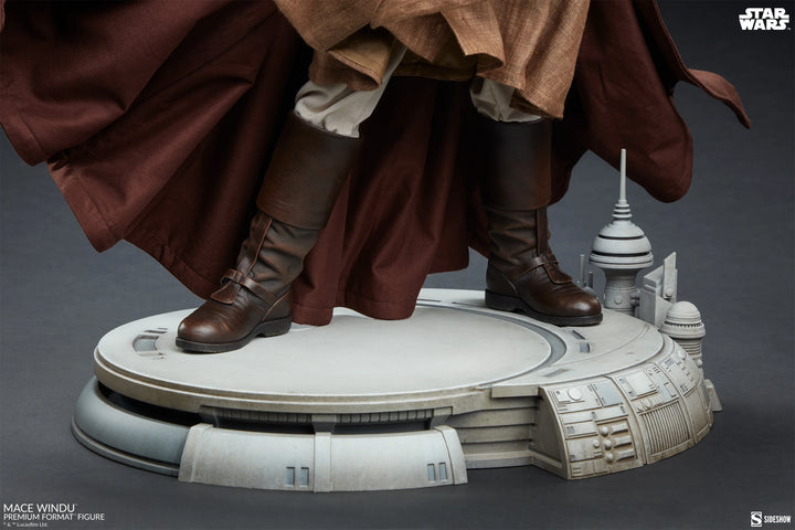 Sideshow Star Wars Revenge of the Sith Premium Format Mace Windu Statue