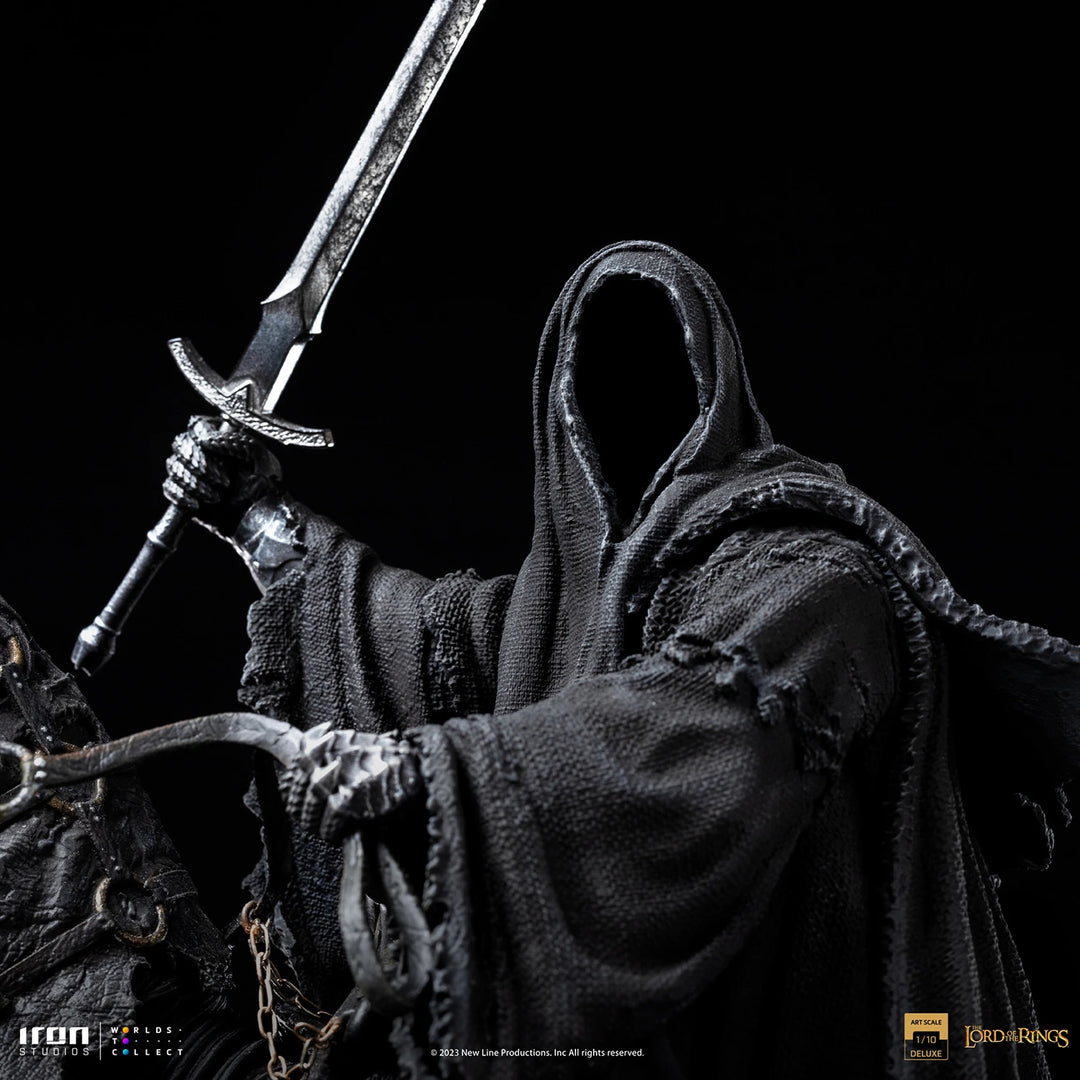 Iron Studios The Lord of the Rings Nazgul on Horse Deluxe 1/10 Art Scale Statue