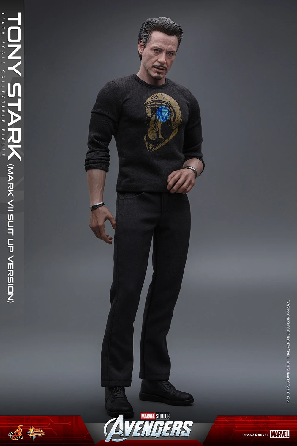 Hot Toys The Avengers Tony Stark (Mark VII Suit-Up) 1/6th Scale Figure