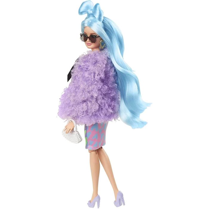 Barbie Extra Deluxe Doll with Mix & Match Accessories Set