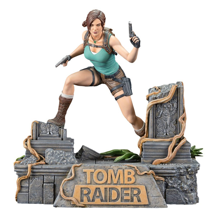 Tomb Raider Lara Croft Statue