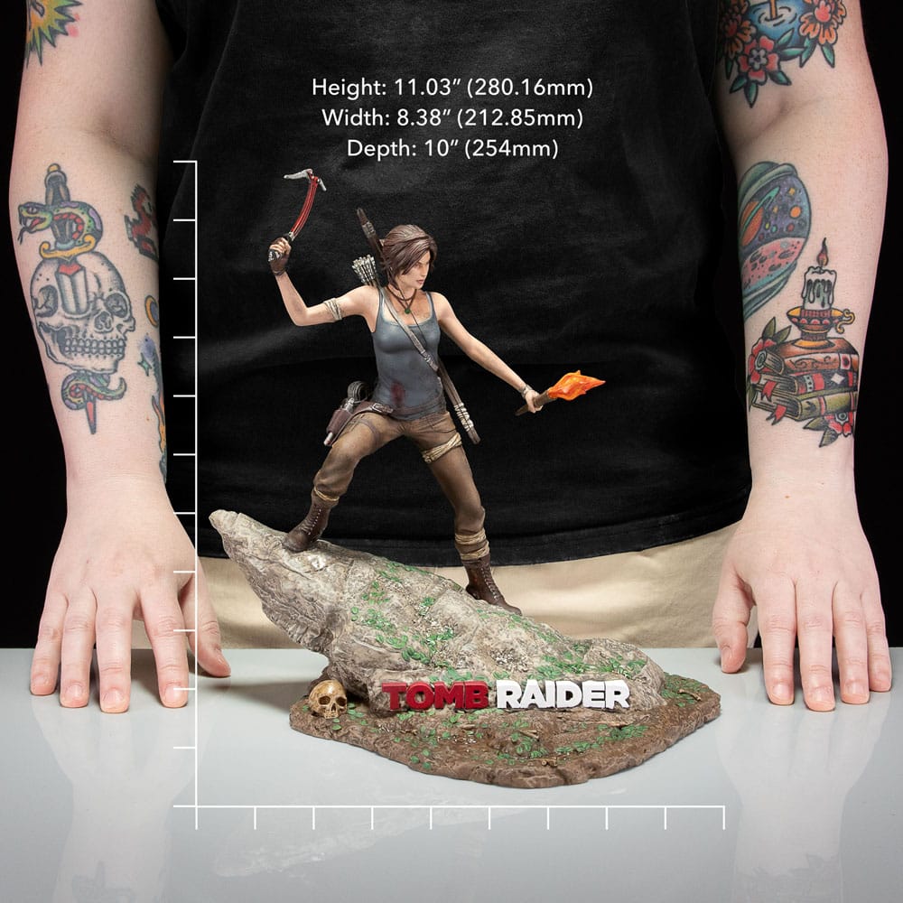 Tomb Raider Lara Croft (Survivor Era) Statue