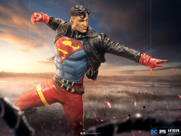 Iron Studios DC Comics Series #7 Superboy 1/10 Art Scale Limited Edition Statue