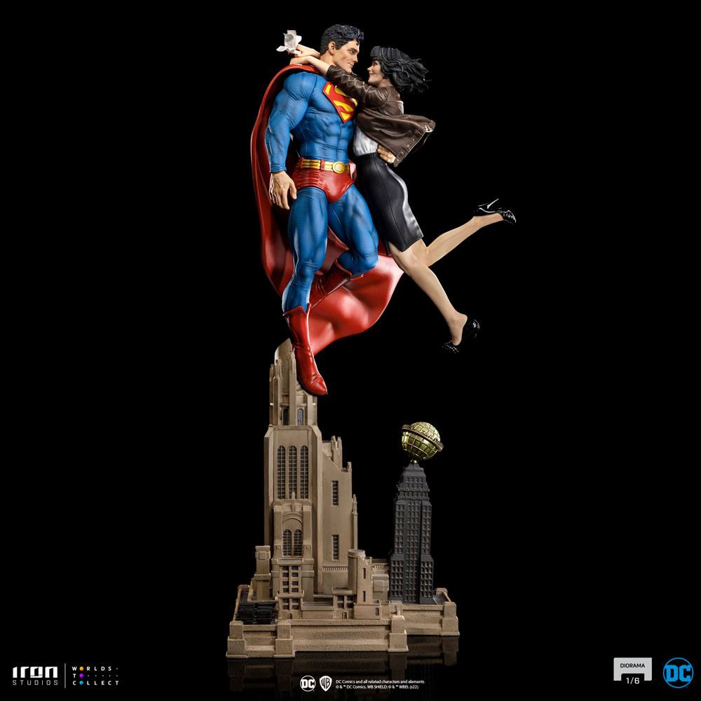 Iron Studios DC Comics Superman and Lois Lane 1/6 Scale Diorama