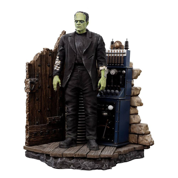 Iron Studios Universal Monsters Frankenstein's Monster Deluxe 1/10 Art Scale Limited Edition Statue