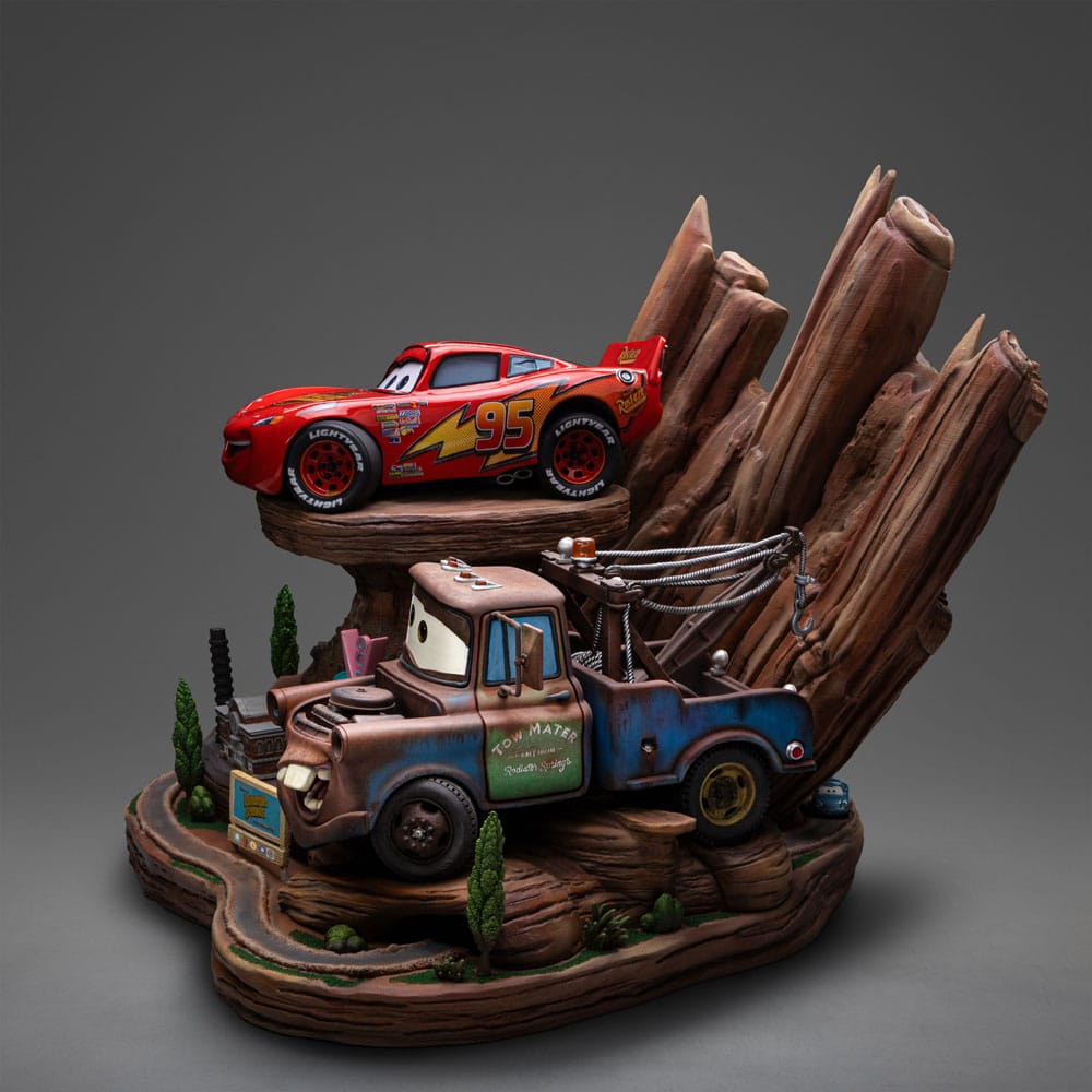 Iron Studios Cars Lightning McQueen & Tow Mater 1/10 Deluxe Art Scale Limited Edition Statue