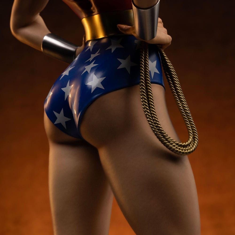 Iron Studios DC Comics Trinity Legacy Replica Wonder Woman 1/4 Scale Limited Edition Statue