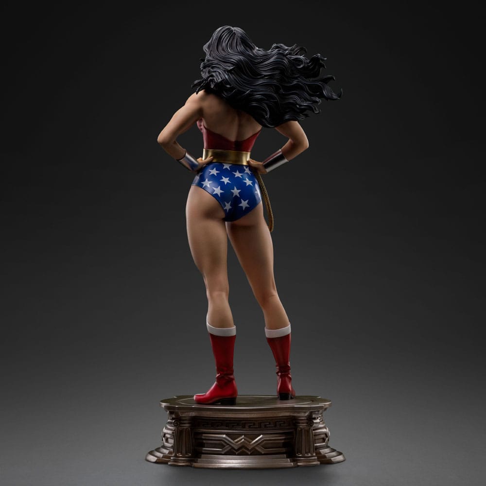 Iron Studios DC Comics Trinity Legacy Replica Wonder Woman 1/4 Scale Limited Edition Statue