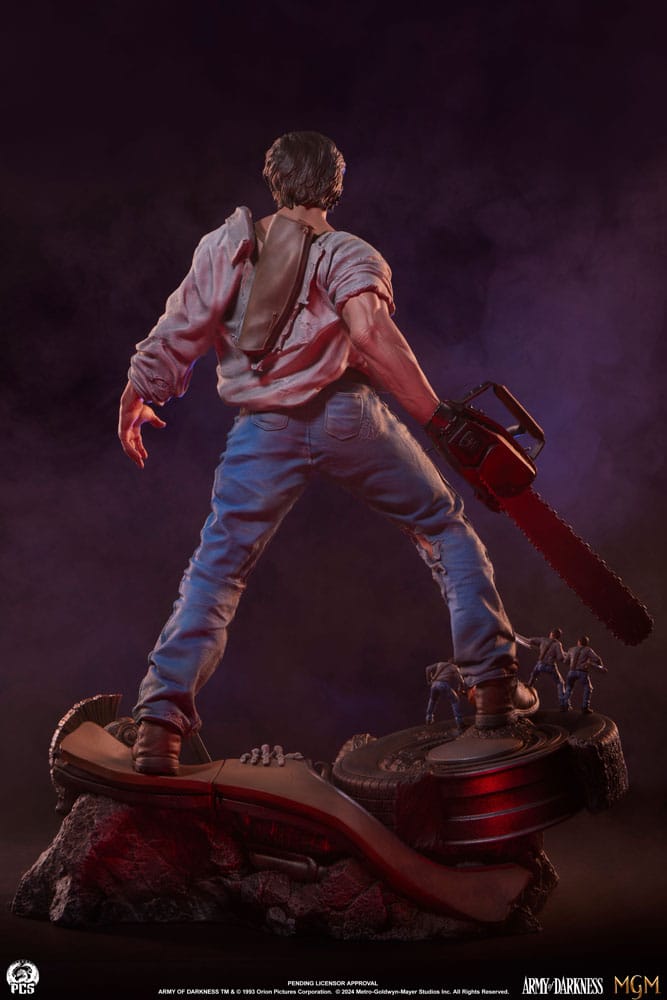 Army of Darkness Premier Series Ash 1/4 Scale Statue