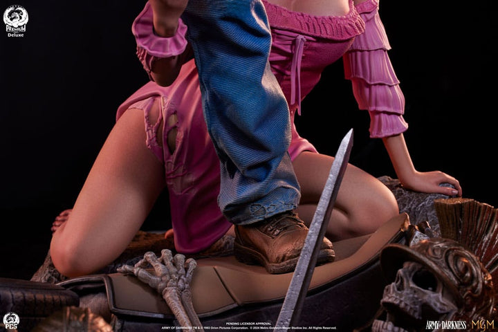 Army of Darkness Premier Series Ash (Deluxe Edition) 1/4 Scale Statue